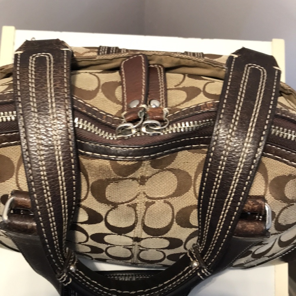coach purse - Picture 6 of 9